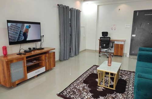 Pune Apartamento | 2BHK AC Service Apartment 403