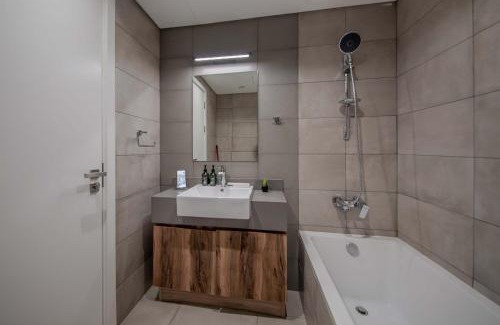 Sharjah Apartamento | 2BHK Family Apartment in Al Mamsha, Sharjah