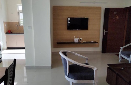 Bengaluru Apartamento | 2BHK Lux Home Manyata Airport Hennur Pool BH02