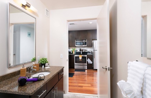 Center City West Apartamento | 2br/1ba Apartment Near Rittenhouse Square 2 Bedroom Apts by RedAwning