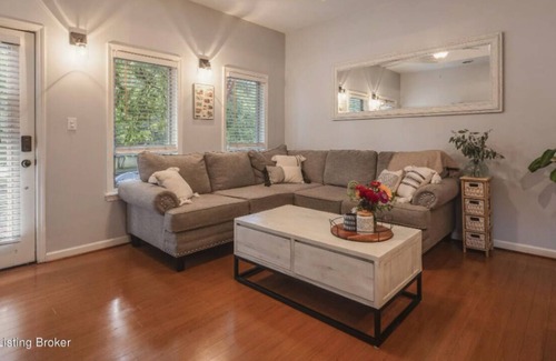 Clifton Casa | 2BR/1Bath-Long Term - Frankfort Ave-Coming -Dec