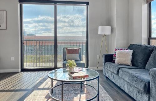Downtown Des Moines Apartamento | 2br 2 Ba Apt Downtown Whot Tub & Amenities!
