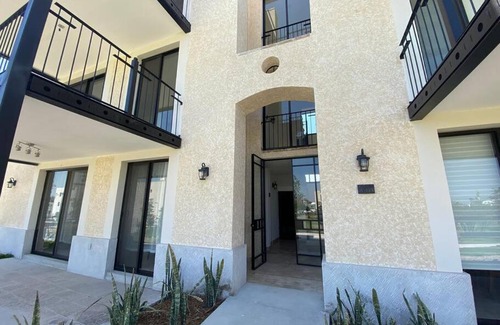 Arcos de San Miguel Apartamento | 2BR/2B BEAUTIFUL CLOSE 5MIN TO CENTRO, POOL
