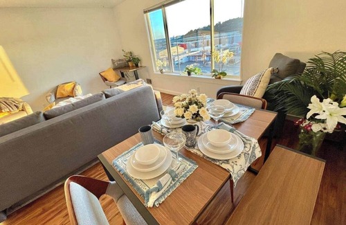 West Queen Anne Casa | 2BR/2BA Charming Queen Anne Getaway