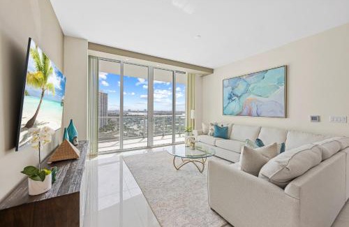 Singer Island Apartamento | 2BR 2BA condo with ocean views in Luxury Resort Amrit