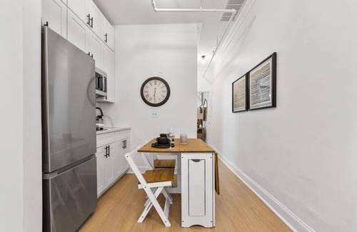 Harlem Apartamento | 2BR/2BA in Historic Brownstone near Subway