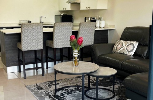 Woodmead Apartamento | 2BR-2BA - Rivonia Residence 2