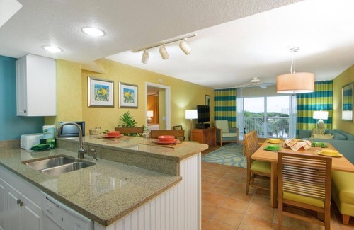 Port Canaveral Complejo | Villa 2BR / 2Bath Ocean View Beach Resort con 2 piscinas y parque acuático