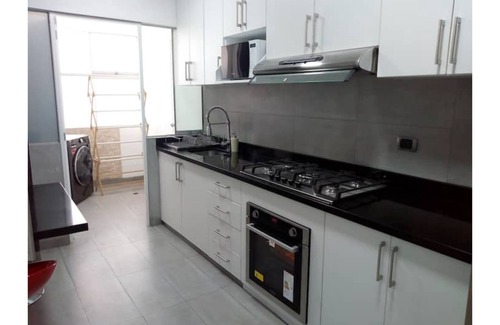 San Borja Apartamento | 2BR/3BA/1GA/BALC Vista Av. San Borja Norte Cdra.8