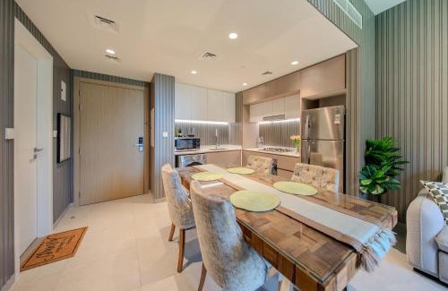 Sharjah Apartamento | 2BR Aljada heaven by BlueCloud Holidays