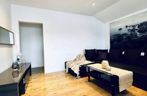 Vienna Apartamento | 2BR Apartment for 6P; 16-Mins to Blumengärten