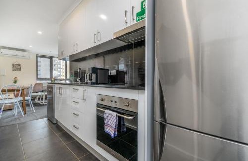 Gungahlin Apartamento | 2BR Apt in the heart of the Gungahlin Town Centre - Hosted by CanStay