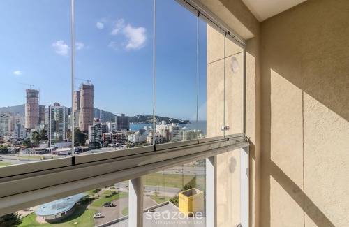 Tabuleiro dos Oliveiras Apartamento | 2BR Apt w/BBQ & View 550m From Beach - Omc1303