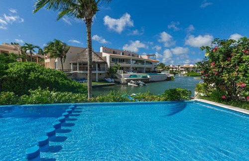 Puerto Aventuras Apartamento | 2BR Apt with Lagoon View in Puerto Aventuras
