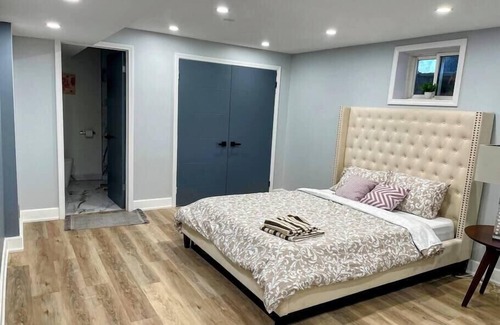 Vaughan Casa | 2BR Apt with Modern Comforts
