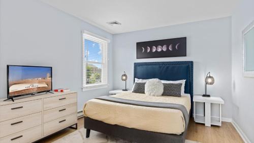 North End Casa | 2BR Beach Escape - Walk to Boardwalk - Parking
