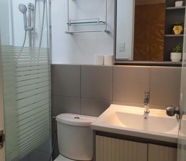 Mandaue Apartamento | 2BR Condo at Banilad Cebu 649