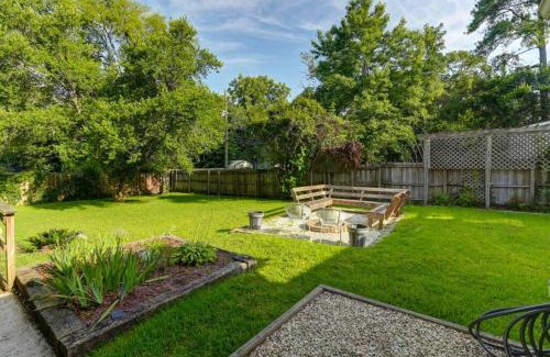 Rosewood Casa | 2BR Cottage - Minutes from USC