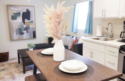 Coronado Casa | 2BR Desert Retreat Central Phoenix