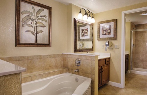 Lake Buena Vista Complejo | 2BR-Dlx Inside Disney Gates-5 Pools, 2 Lazy Rivers, SPLASH pad, Mini Golf & More