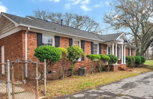 Charlotte Casa | 2BR Duplex -near Uptown Charlotte