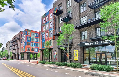 Downtown Columbus Apartamento | 2BR Executive Escape | Near OSU | Free Parking!