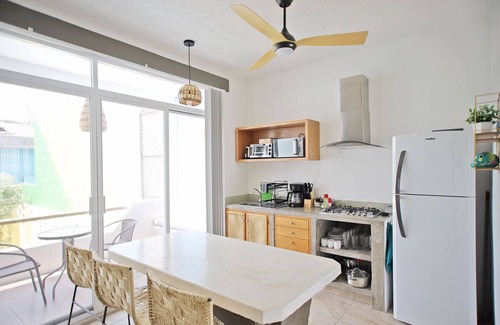 Rinconada Apartamento | 2BR - Fast Internet, Near Beach, Pool, King Beds, ACs