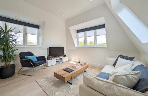 West Finchley Apartamento | 2BR flat in Greater London with free parking