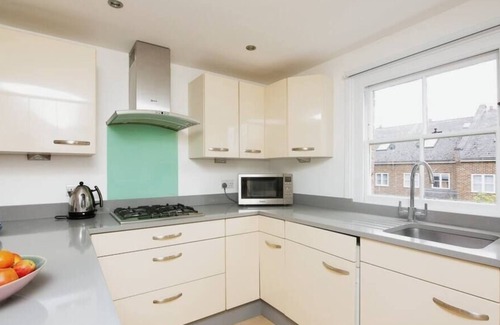 Fortune Green Apartamento | 2BR flat with roof terrace