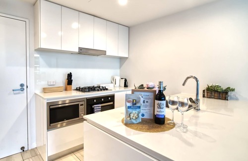 Newstead Apartamento | 2BR Food & Drink Hub ★Gym★Pool★Views★Roof Terrace