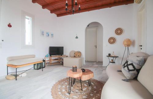 Agios Ioannis Casa | 2BR Fully Equiped Cottage Home - Near the Beach