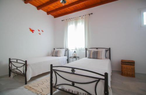 Agios Ioannis Casa | 2BR Fully Equiped Cottage Home - Near the Beach