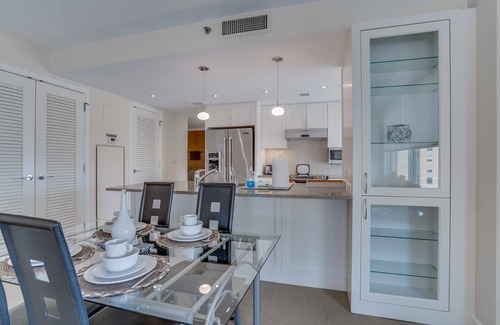 Chinatown Apartamento | 2BR Furnished Apt. near Washington Monument