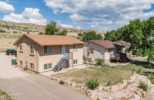 Colorado Springs Cabaña | 2BR Garden-level Great Outdoors Dog Friendly