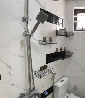Van Mieu Apartamento | 2BR Getaway By Train Street