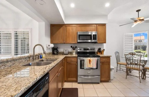 Palm Desert Apartamento | 2Br Golfside Getaway in Desert Falls