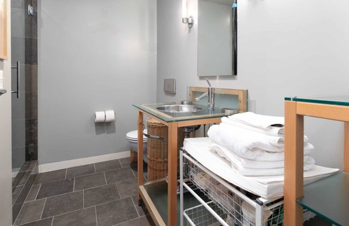 University Heights Casa | 2BR Home Near Stanford, on Sand Hill Road