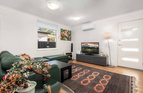 Berala Casa | 2BR homely stay in Sydney