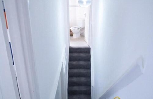 West Norwood Villa | 2BR House,SE27, Parking,Garden,near West Norwood Station