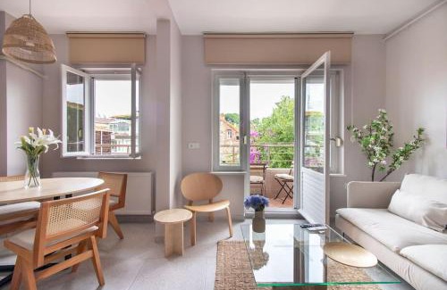 Adalar Apartamento | 2BR House W Island Charm