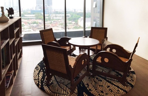 Pancoran Apartamento | Apartamento espacioso 2BR L'Avenue By Travelio