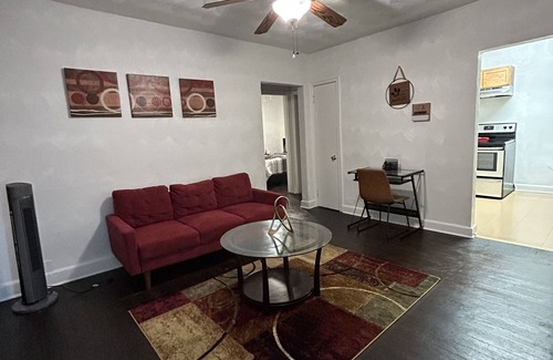 Norfolk Apartamento | 2BR Mahogany Apt Near Downtown Norfolk