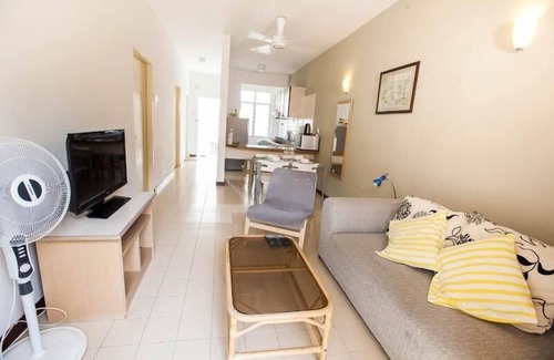 Batu Ferringhi Apartamento | 2HAB cerca de la playa (WiFi y TV por cable)