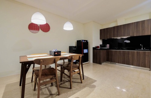 Pancoran Apartamento | 2BR Pancoran L'Avenue Comfy Apartment