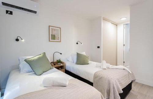 Apoquindo Apartamento | 2BR Retreat in Las Condes Steps from Arauco Park