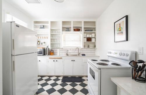 Sunnyside Casa | 2BR Retreat - Walk to Tabor Shops & Cafes