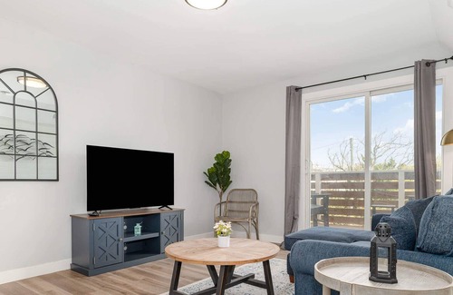 Cottage Line Apartamento | 2BR Sand Dune Suite | Beach | Pool | Balcony