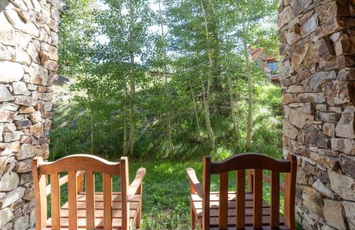 Mountain Village Casa | 2BR Ski-In, Ski-Out Telluride Condo