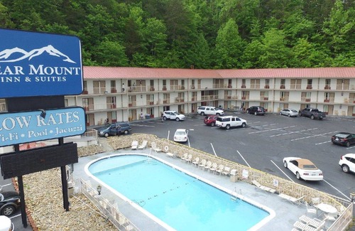 Gatlinburg - Pigeon Forge Apartamento | 2Br(SLP 7) Hotel Suite With Balcony Near Dixie Stampede