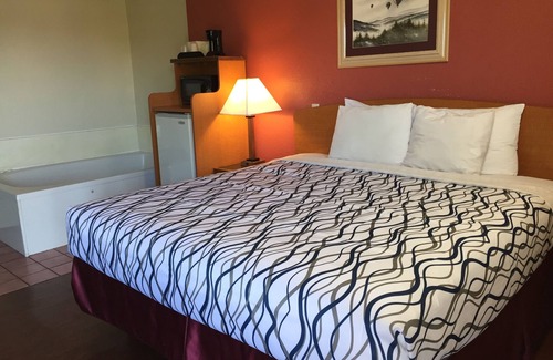 Gatlinburg - Pigeon Forge Apartamento | 2Br(SLP 7) Hotel Suite With Balcony Near Dixie Stampede
